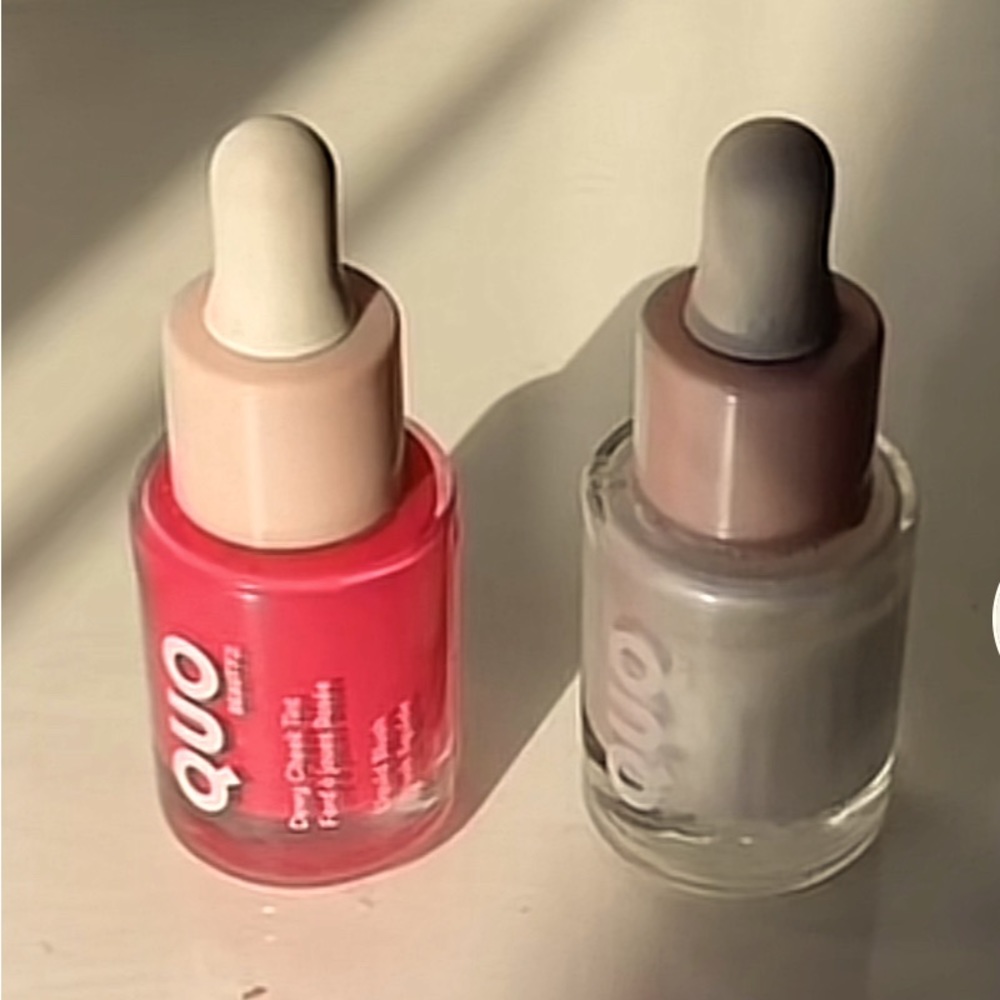 Quo Liquid blush and highlighter